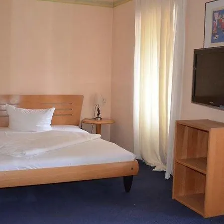 Alte Post - Am Rhein-ufer