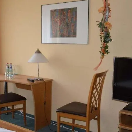 Alte Post - Am Rhein-ufer 3* 라우펜부르크