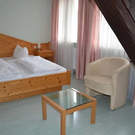 Szálloda Alte Post - Am Rhein-ufer 3*