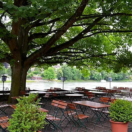 Alte Post - Am Rhein-ufer 호텔