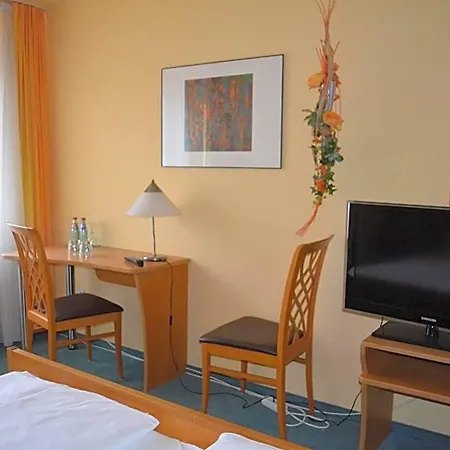 Alte Post - Am Rhein-ufer 호텔 3*