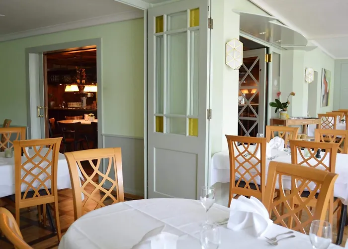 Hotel Alte Post - Am Rhein-ufer 3*